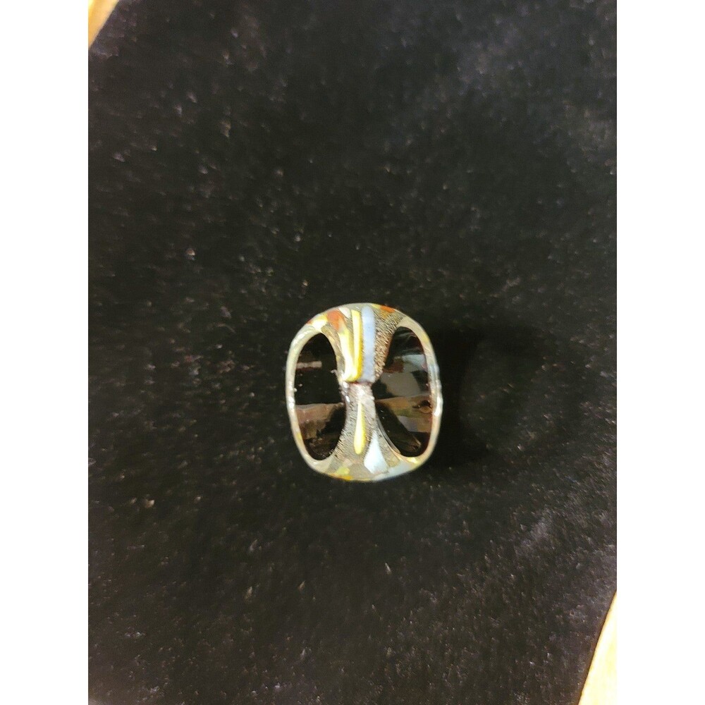HandCrafted Glass Ring. - Picture 6 of 12